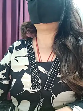 Aishwaryaa 69 online show from 03/24/26, 09:42