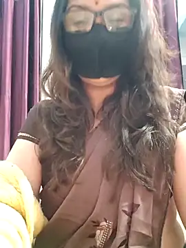 Aishwaryaa 69 online show from 12/21/25, 10:28