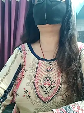 Snapshot of Aishwaryaa_69 chatting on 06/28/26, 01:34 Aishwaryaa 69 online show from 06/28/26, 01:34