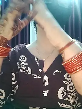 Aishwaryaa 69 online show from 10/11/25, 04:19