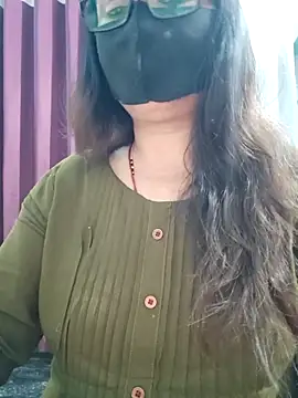 Aishwaryaa 69 online show from 04/22/26, 12:01