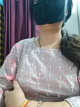 Aishwaryaa 69 online show from 05/23/26, 04:06