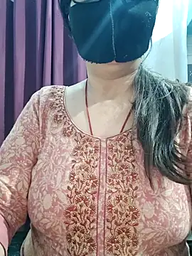 Aishwaryaa 69 online show from 04/01/26, 02:24