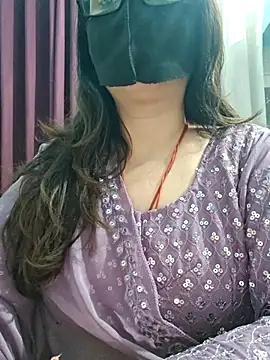 Aishwaryaa 69 online show from 03/27/26, 03:35