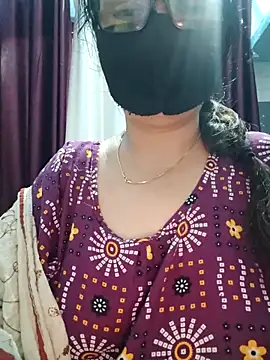 Aishwaryaa 69 online show from 09/16/25, 03:07