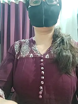 Aishwaryaa 69 online show from 05/22/26, 11:30
