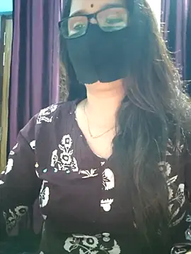 Aishwaryaa 69 online show from 10/22/25, 03:33