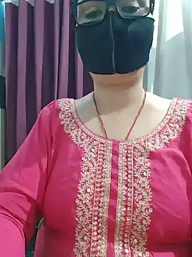 Snapshot of Aishwaryaa_69 chatting on 07/20/26, 11:12 Aishwaryaa 69 online show from 07/20/26, 11:12