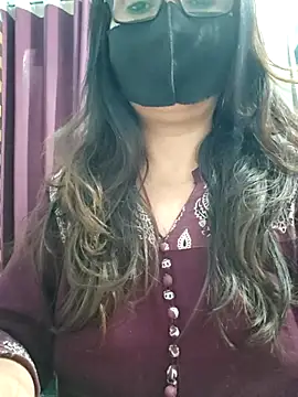 Aishwaryaa 69 online show from 05/06/26, 02:37