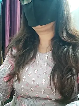 Aishwaryaa 69 online show from 03/17/26, 11:13