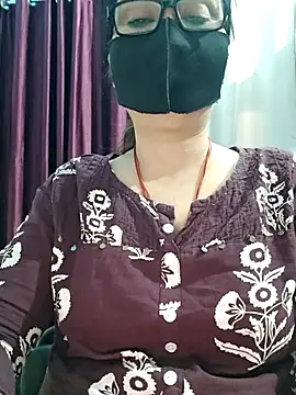 Aishwaryaa 69 online show from 02/28/26, 08:03