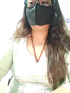 Aishwaryaa 69 online show from 03/10/26, 11:25