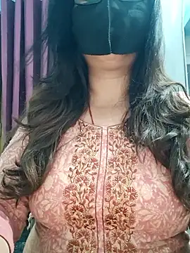 Snapshot of Aishwaryaa_69 chatting on 06/05/26, 11:49 Aishwaryaa 69 online show from 06/05/26, 11:49