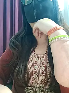 Aishwaryaa 69 online show from 04/10/26, 02:57