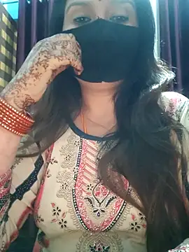 Aishwaryaa 69 online show from 10/13/25, 02:18