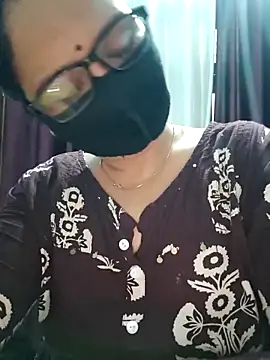 Aishwaryaa 69 online show from 09/14/25, 04:35