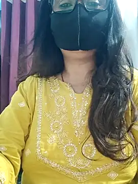 Snapshot of Aishwaryaa_69 chatting on 07/03/26, 02:18 Aishwaryaa 69 online show from 07/03/26, 02:18