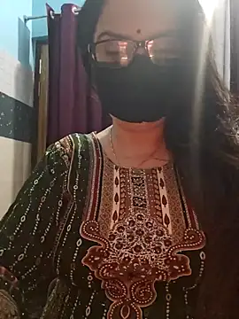 Aishwaryaa 69 online show from 11/05/25, 03:59