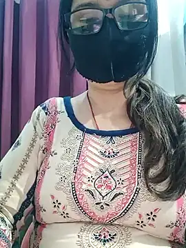 Aishwaryaa 69 online show from 04/03/26, 03:07