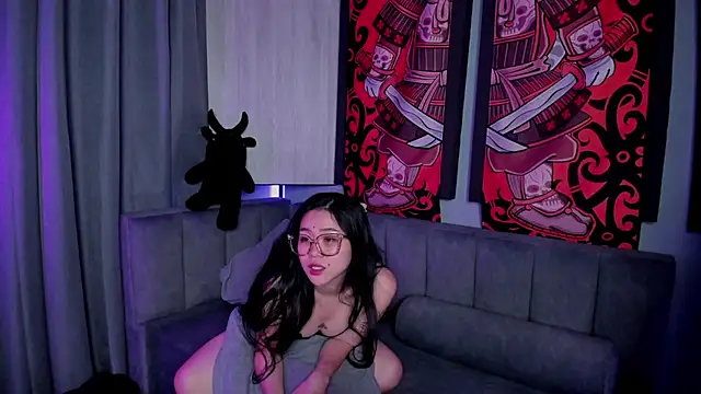 JadeyKhada online show from 10/01/25, 11:30