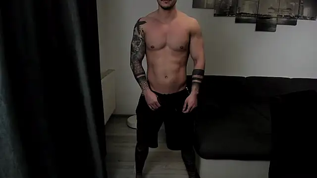 Richarddarell1 online show from 12/17/25, 05:45