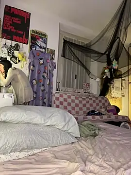 giuli zerozero online show from 01/14/26, 08:23