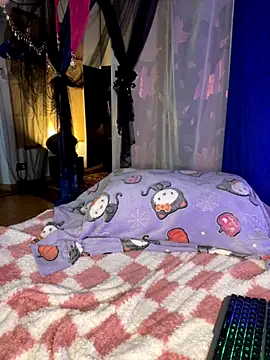 giuli zerozero online show from 12/05/25, 04:38