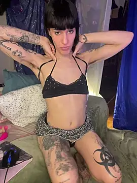 giuli zerozero online show from 11/12/25, 08:12