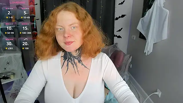 Cassie xKiss online show from 10/29/25, 08:52