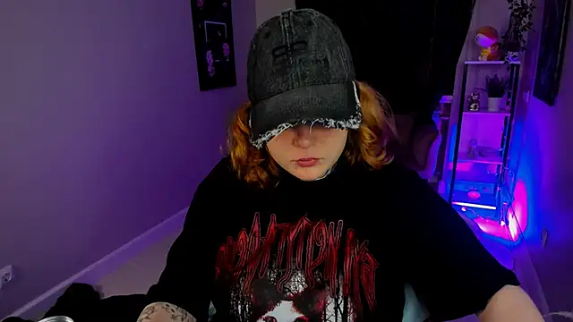 Cassie xKiss online show from 10/05/25, 08:32