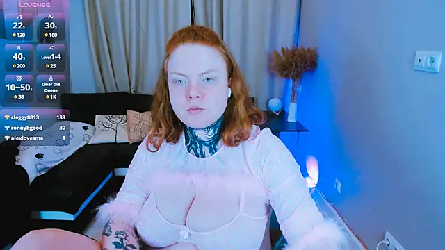 Cassie xKiss online show from 03/18/25, 11:42