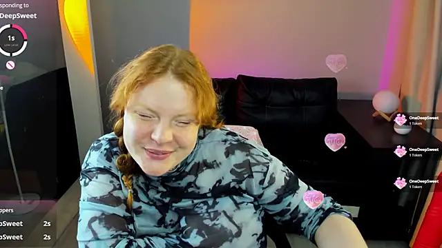 Snapshot of Cassie_xKiss chatting on 06/11/26, 12:32 Cassie xKiss online show from 06/11/26, 12:32