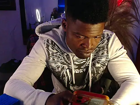 Snapshot of elnigga21 chatting on 04/14/26, 01:49 elnigga21 online show from 04/14/26, 01:49