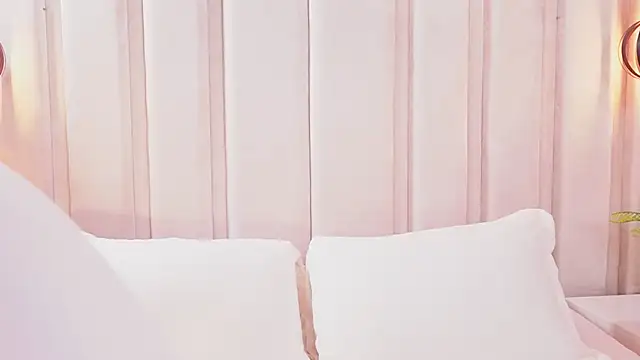 bonniekim  online show from 11/11/25, 12:27