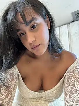 bonniekim  online show from 11/12/25, 08:56