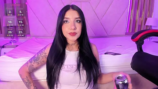 Leiaa  online show from 11/07/25, 04:50