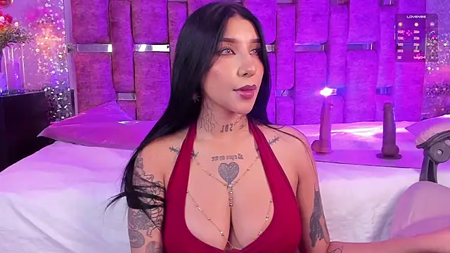 Leiaa  online show from 11/08/25, 04:38