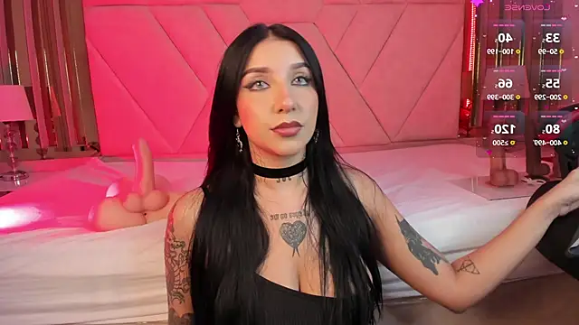 Leiaa  online show from 11/15/25, 05:33