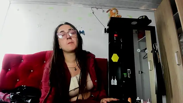 Sweet-Suck69 online show from 12/22/25, 09:04