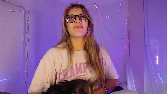 Giia paiige18 online show from 12/02/25, 07:48