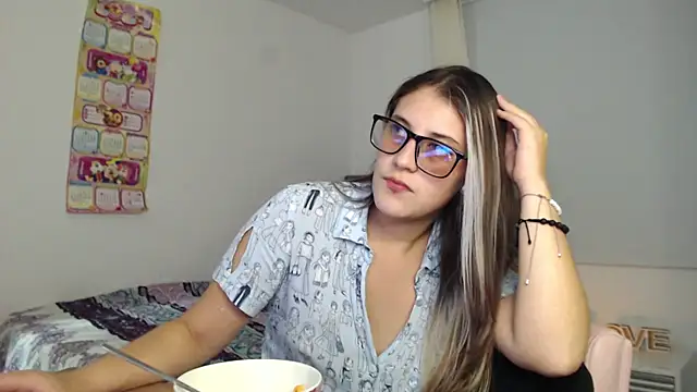 Snapshot of Giia_paiige18 chatting on 03/20/25, 08:31 Giia paiige18 online show from 03/20/25, 08:31