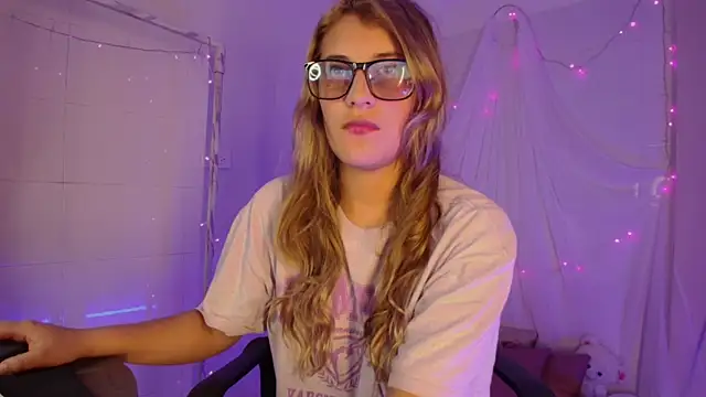 Giia paiige18 online show from 11/14/25, 10:13