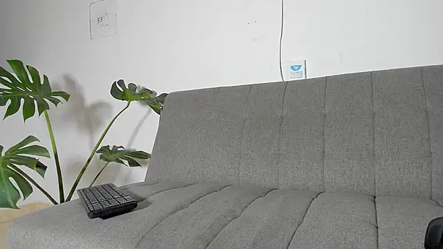 Snapshot of Christopher_Well chatting on 01/30/25, 04:27 Christopher Well online show from 01/30/25, 04:27