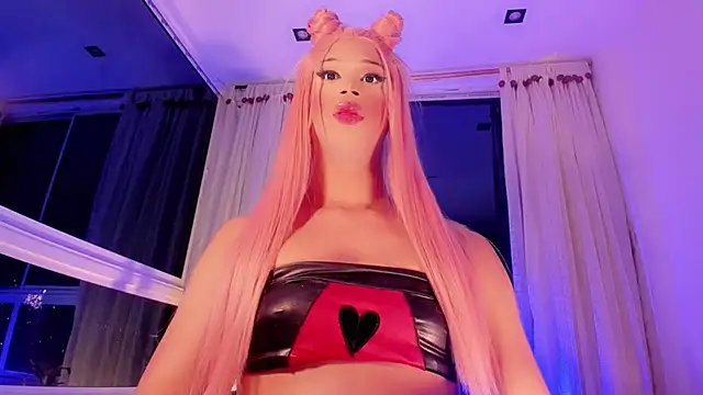 Vianca Chanel online show from 09/27/25, 01:34