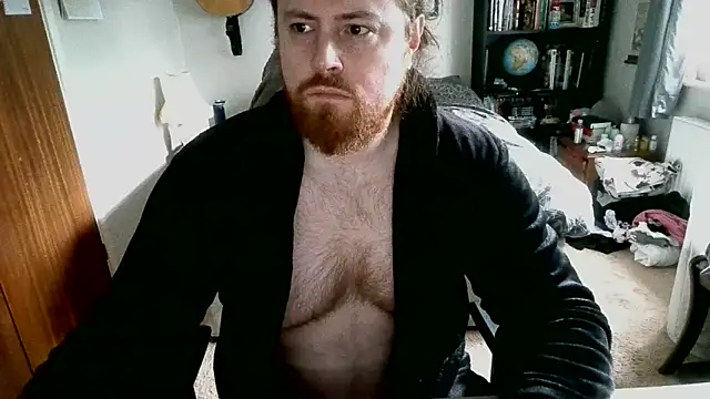 Snapshot of Hairy_Guy30 chatting on 09/14/25, 02:50 Hairy Guy30 online show from 09/14/25, 02:50