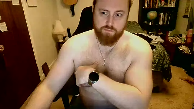 Snapshot of Hairy_Guy30 chatting on 10/14/25, 09:25 Hairy Guy30 online show from 10/14/25, 09:25