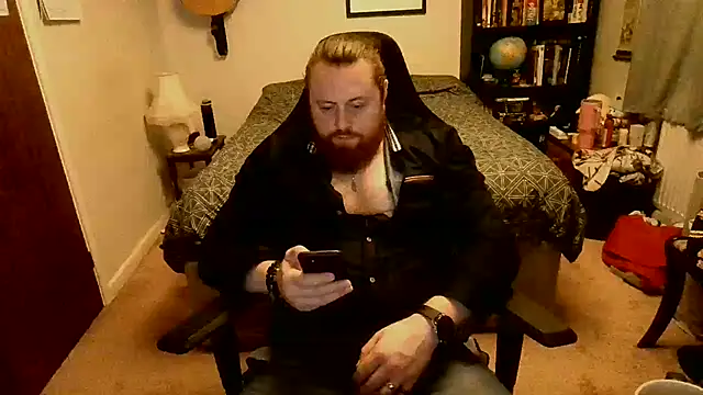 Hairy Guy30 online show from 11/27/25, 11:16