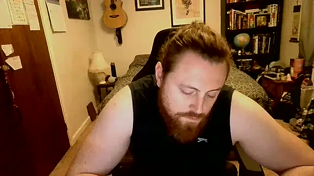 Snapshot of Hairy_Guy30 chatting on 11/07/25, 12:37 Hairy Guy30 online show from 11/07/25, 12:37