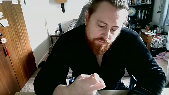 Snapshot of Hairy_Guy30 chatting on 10/07/25, 03:35 Hairy Guy30 online show from 10/07/25, 03:35