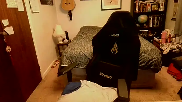 Hairy Guy30 online show from 11/28/25, 11:38